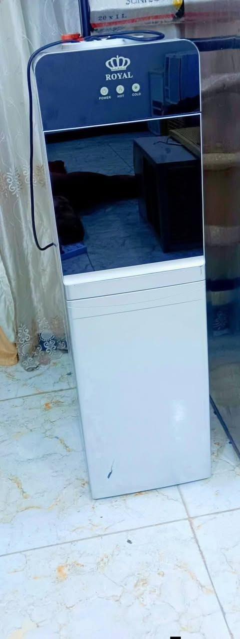 السلام عليكم
يالله اللهم صلي على محمد وال محمد 

_ براد ماي ستيل الايطالي حنفيتين الحجم الكبير يشيل ماي  ١٠٠ لتر 
_براد ابو دبه بعده بالكارتون مامستعمل ابد 

📌_للاستفسار/ مراسله خاص او اتصال على الرقم
الرقم/***********
