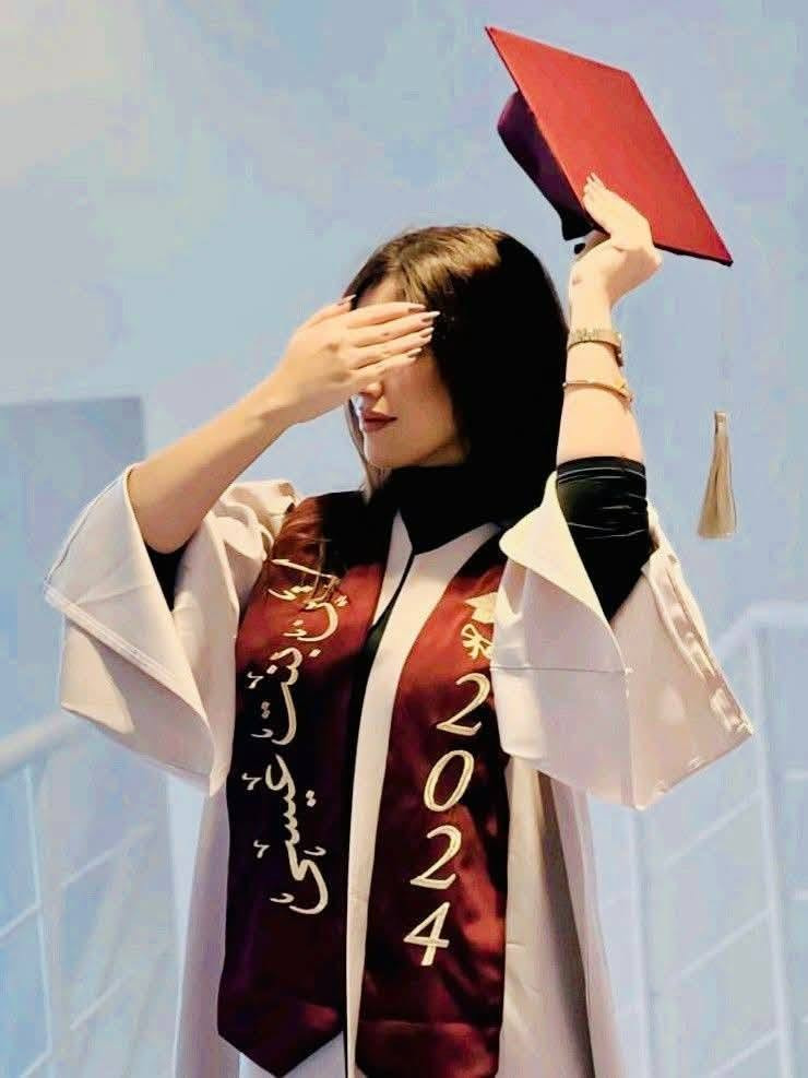 عروض زي التخرج باب الحجز مفتوح للاستفسار  والحجز على الواتساب على الرقم ***********
