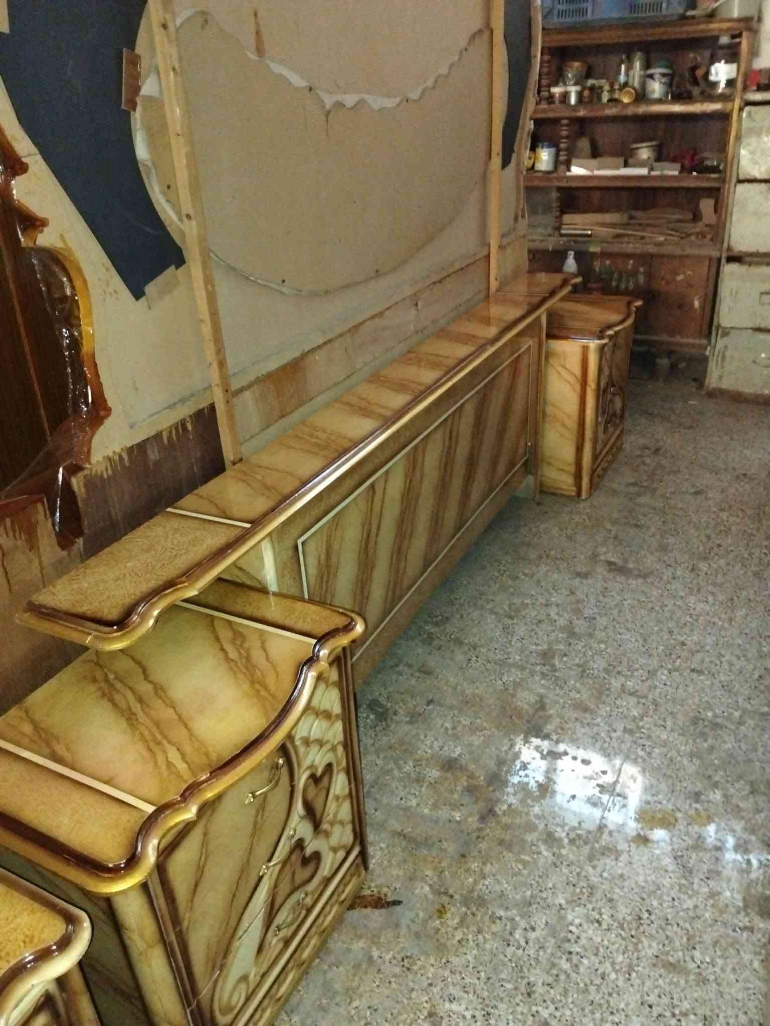 غرفة للبيع 6باب ملحق صاج داخل خارج ظهر جرجوبه نظيفه اخت الجديده صبغ حراري توصاه السعر 850 الف وبيه مجال العنوان كاطون الرازي شارع ابو رباح قرب جامع أسماء الله الحسنى مزاد ابو كرار الغريباوي ***********
