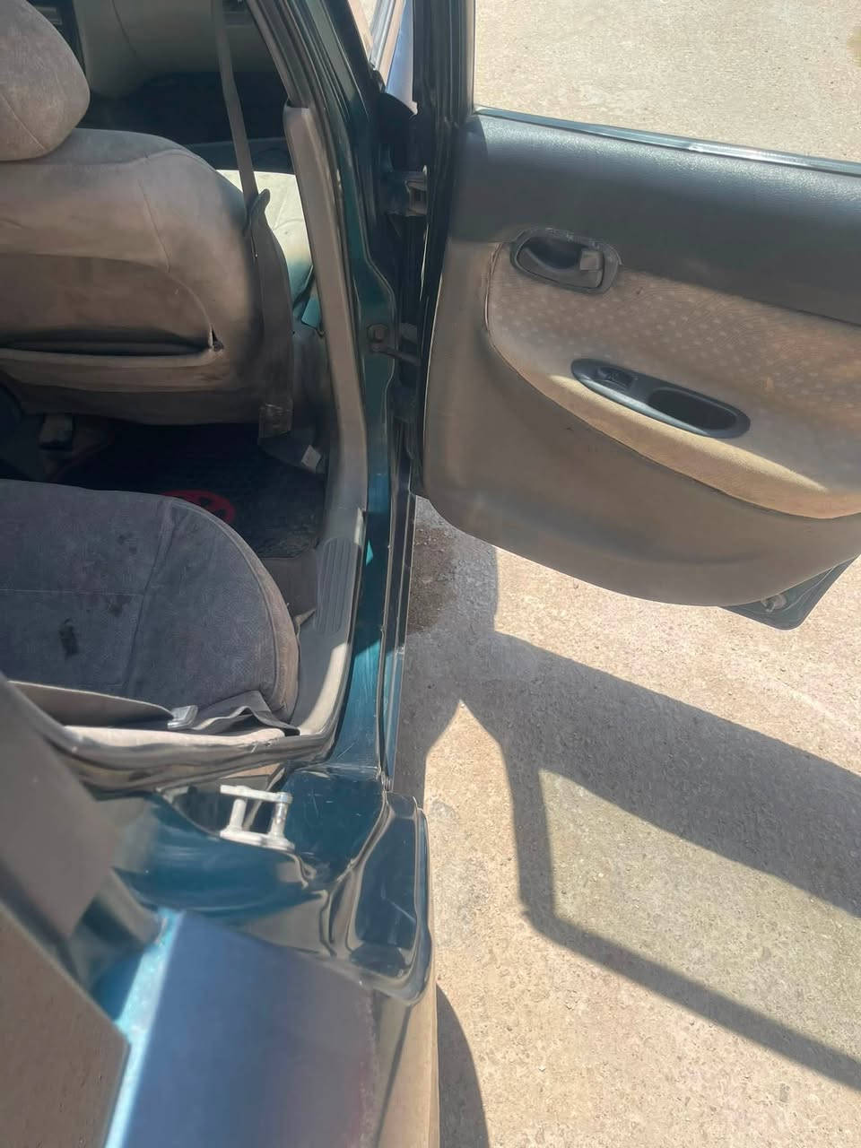 سلام عليكم
*للبيع دايونوبل 1997* 🚗
*السعر: 36 ورقة* وبيها مجال للشراي
*المواصفات:*
- *الموديل*: 1997
- *الحدادية*: جديده كله 
- *الدواخل*: نظيفات
-*جام اربعه كهرباء
-* مرايات جانبيه كهرباء
-* كهربائياته ع البلاد وكله شغاله 
- *المكينة والكير*: نظيفات ومكفولات
(علمآ  بعد المعاينه اي نقص بلسياره يتنزل من السعر مالته)
السيارة جاهزة وما تحتاج دينار صرف

*المكان*: الديوانية
*للاستفسار* *********** بي واتساب
