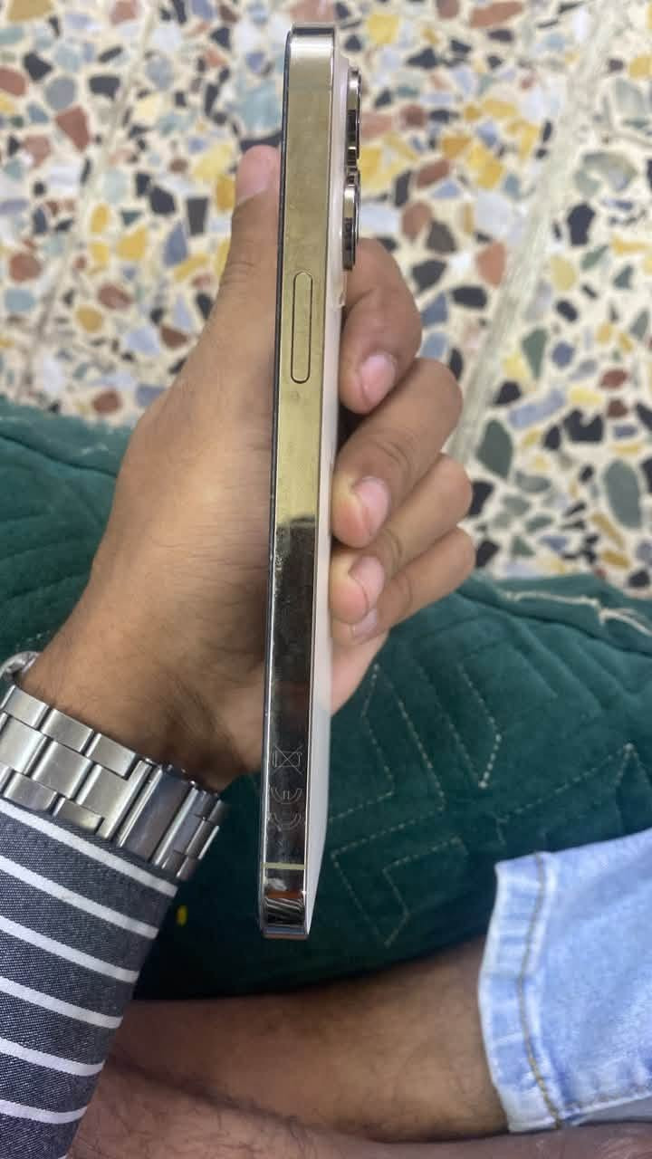 السلام عليكم ايفون ١٤برو ماكس جهاز وترو مامفتوح وبا مبدل بي شي جهاز مال بيت مالتنه يعني جهاز ٢٥٦بطاريه ٨٦ جهاز شخص نابي كامل مامبدل لا شاشه ولا فحص براحتك سكد ميعجبك جهاز سعره ٨٥٠وبي مجال كلش قليل مكاني بغداد رقمي فقط واتساب *********** كلشي موجود بل سوك مفتوح وسعرهن يغنون اني سعري هذا الي يريده يراسلني ويدلل
