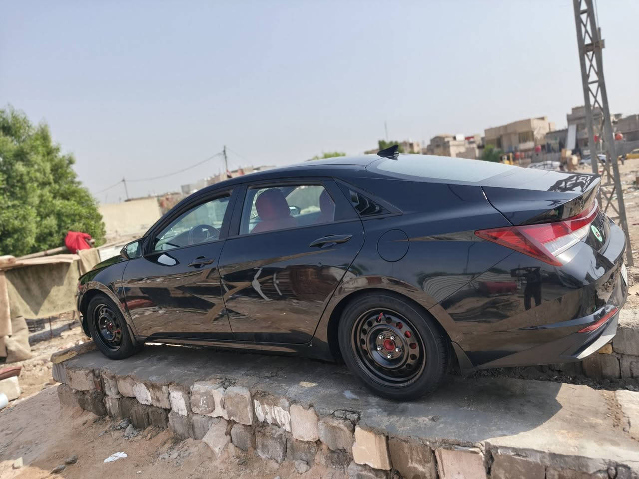 الانترا • ٢٠٢٢ • ملاك واحد