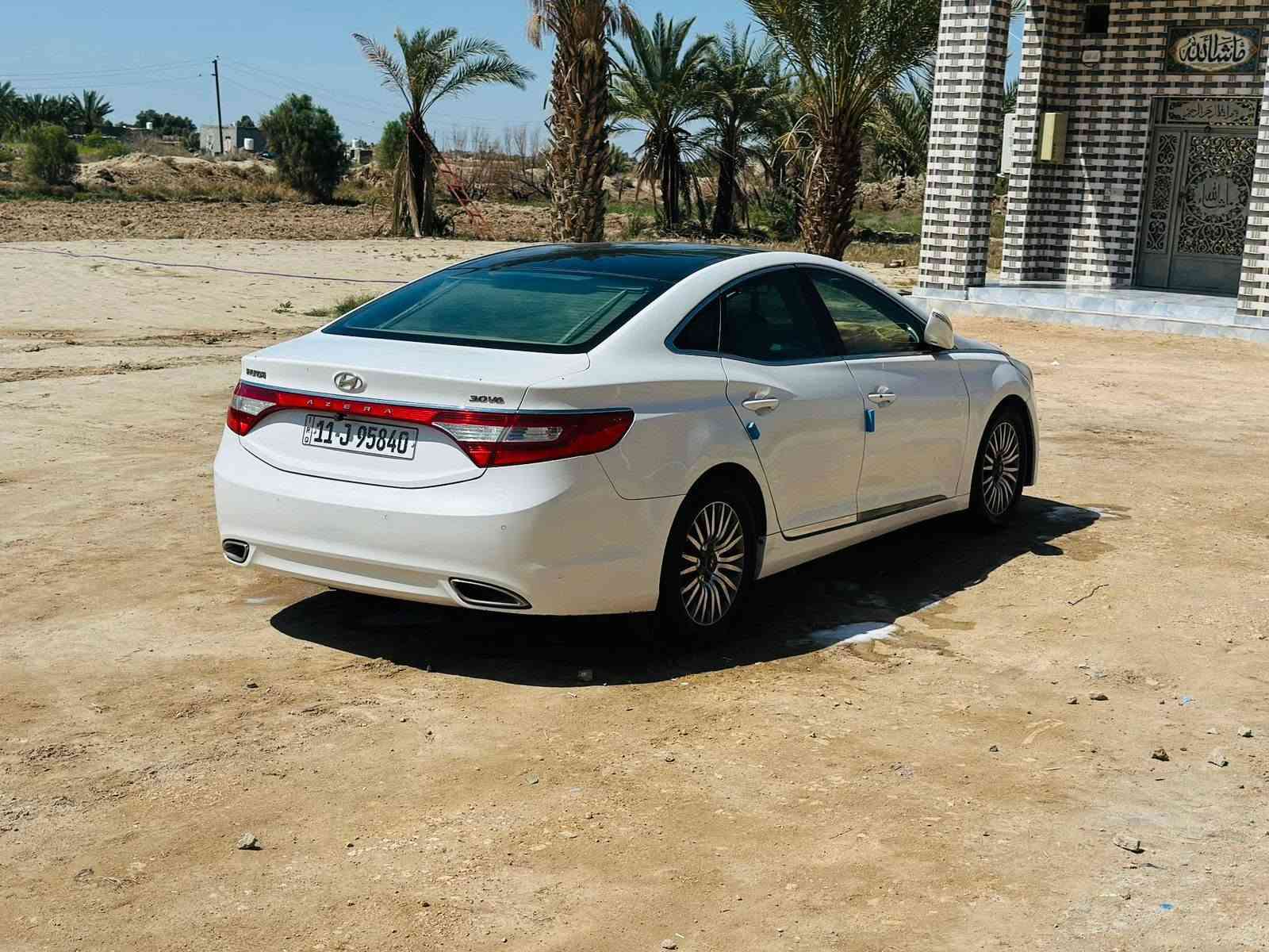 السلام عليكم ازيرا 12خليجي فول جاهزه من كلشي تبريد حداديه مكينه كير بيع او مراوس اقل السعر 120بيها مجال  ***********
