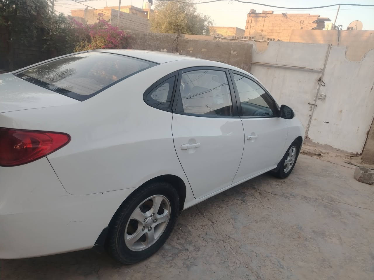 النترا بيضاء ٢٠١١ نظيفة جدا محرك ١٦٠٠ الشركة العامة لا صبغ ولا تبديل مكفولة موضح بالسونار فول مواصفات رقمي ***********@ السكن بغداد السعر ١١٥
