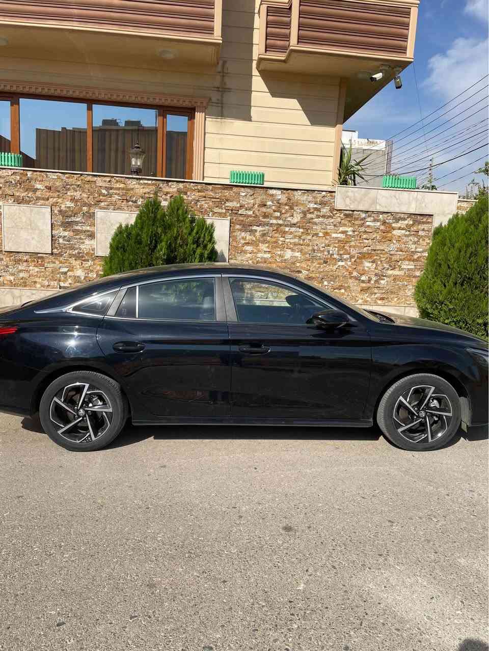 Mg gt 2022 سياره ٢٢ هزار حه قيقي جوي سياره سفرا شركييه سياره بريتاني عسلي دهيت يعني نه صينيه قه پات موسفات گير مه وسه سياره جملوخ ليفا بوندي سبخ بي داخلي يك جار بي ارباك لايت شريكه دهوك, العراق
