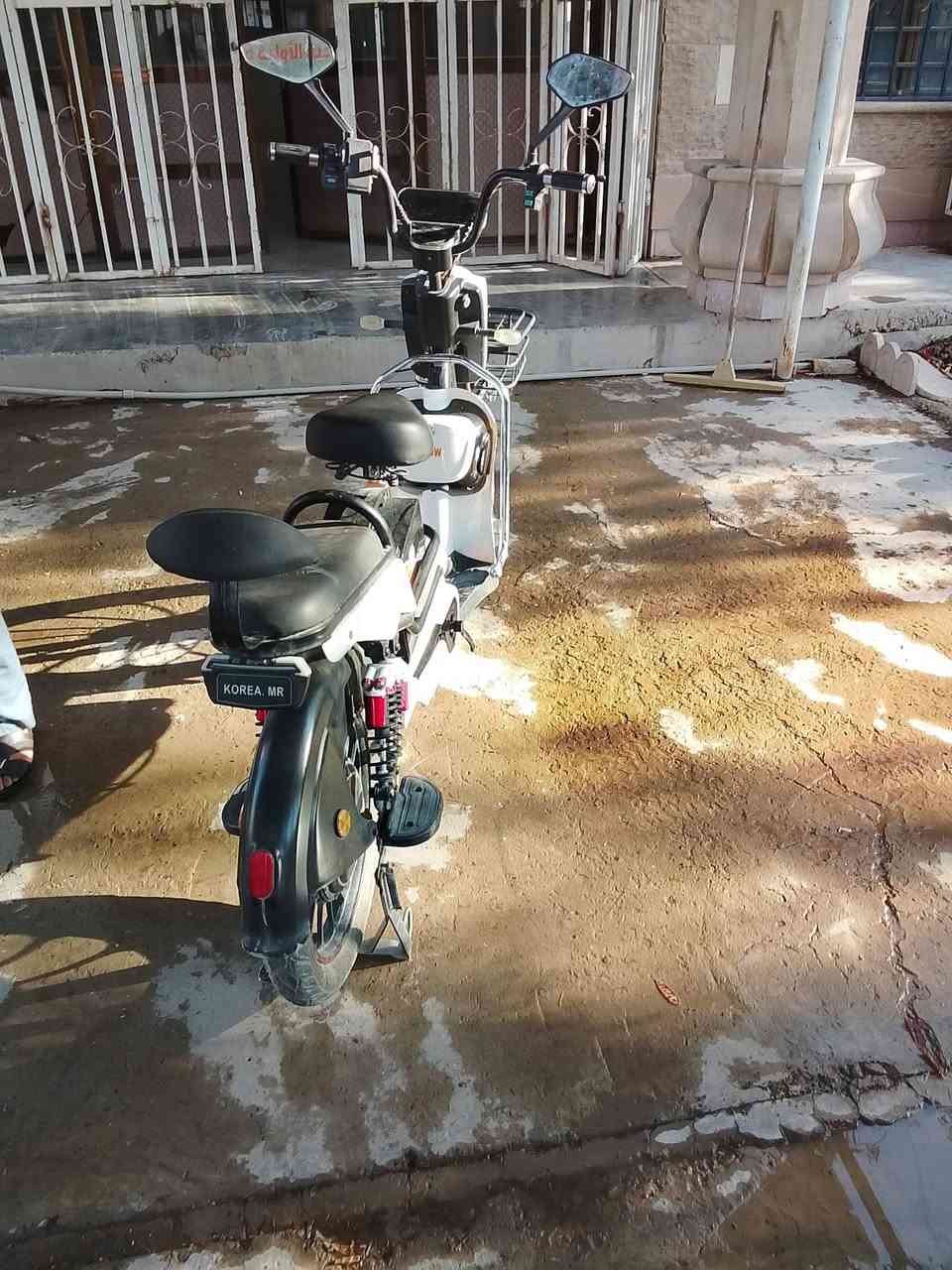 السلام عليكم 
للبيع دراجة شحن MR 2025
بلوتوث جهاز إنذار  تجي دبل سويج بصمه
كرت تشغيل الدراجة نضيفه صار شهرين من اخذتها 
السعر 400الف 
للاستفسار ***********
مكاني صلاح الدين 
قضاء سامراء

