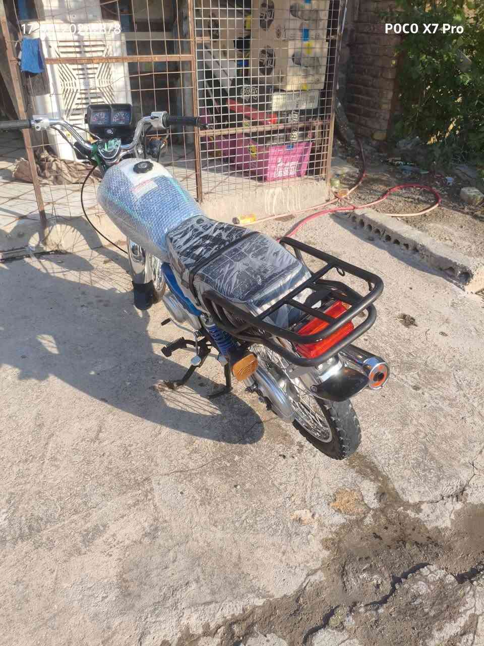 السلام عليكم رابيدو تعمير26اصلي وشاصي نامه 14اصولي اصولي مال معاتب كفاله عامه  من الويل للويل الدراجه برغي مامفتوح بيه ال750وبيه مجال الشراي بي خير ودلل مكاني بابل ممحاويل ***********
