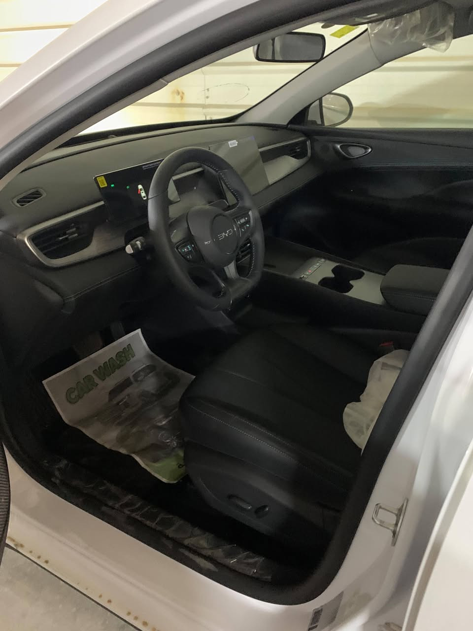 سيل 05  2026 بطارية 210 🔋 BYD

سيل 05  2026 زيرو )) 💎 
گير تعليگ   -  مري شفط  -  بطارية جبيرة 210 
مدخلين شحن  - فتحة سقف 🕳️  
كرسي كهرباء⚡️ -  مسند خلفي - قطعتين تبريد 
.
((500 /26 الف ))   🔥  داخل   زيتوني 
.
بغداد 
*********** (( واتس )
