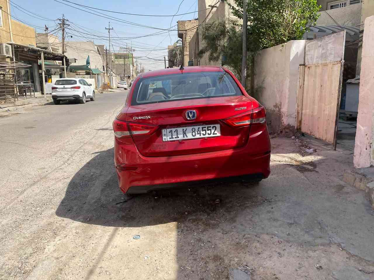 شانجان L7
موديل 2025
فول مواصفات عده البصمه
ماشيه 48الف
بعده بضمان 
سياره مكفوله من صبغ او عطل ميكانيكي
سياره حره بعده بسم الشركه تحويل ثاني يوم 
سياره بيه طخات بسيطه مبينه بصور مابيه ضربه قويه 
عليه غرامات مليون ينزل من سعره 
مكانه بغداد جديده 
سعر 15 مليون وبيه مجال بسيط
***********

