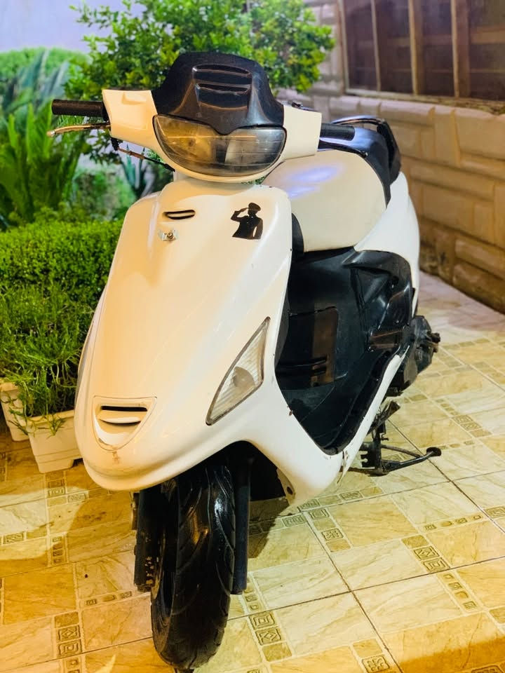 فراشه كرستال فحل دسك  ب300 وسلف وهندر وكهربائيات كله شغاله وشلعه ومعدل ونعومه فول جاهزه مال جناي حله مركز/***********
