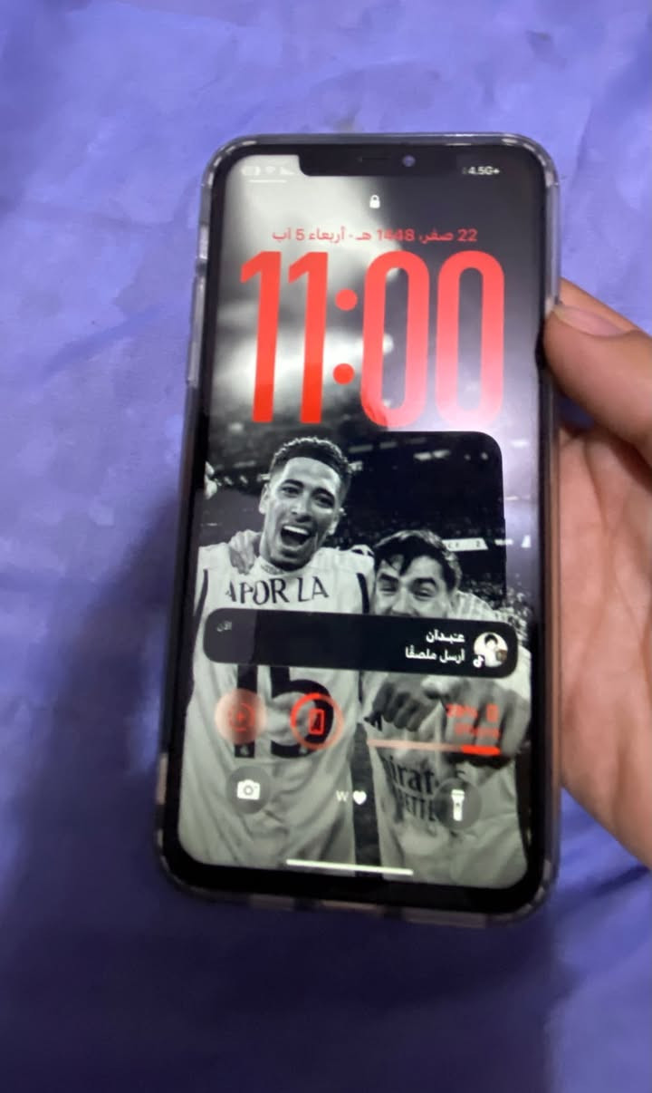 السلام عليكم جهاز 11 برو ماكس 
للبيع أو مراوس حسب القناعه جهاز مفول بس شاشه مبدله اصليه ذاكره 256 شريحه وحده شرق اوسط جهاز مفول سعر 200 وبيه مجال مكاني فلوجة هـ***********
