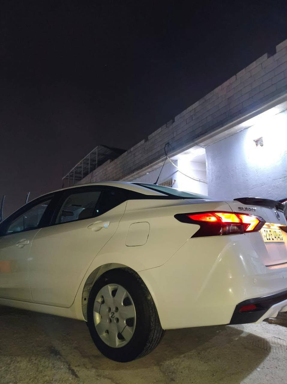 السلام عليكم نيسان صني مكسيكي موديل 2023 السيارة مكفوله محرك 1600 ماشيه 33000 KM حساسات خلفيه لايت وكشافات هيلوجين تحكمات ستيرن شاشه بلوتوث منفذ USB جام كهربائي مانع سرقه قفل مركزي ابواب رقم سليمانية  لتواصل *********** المكان البصره زبير
***********
