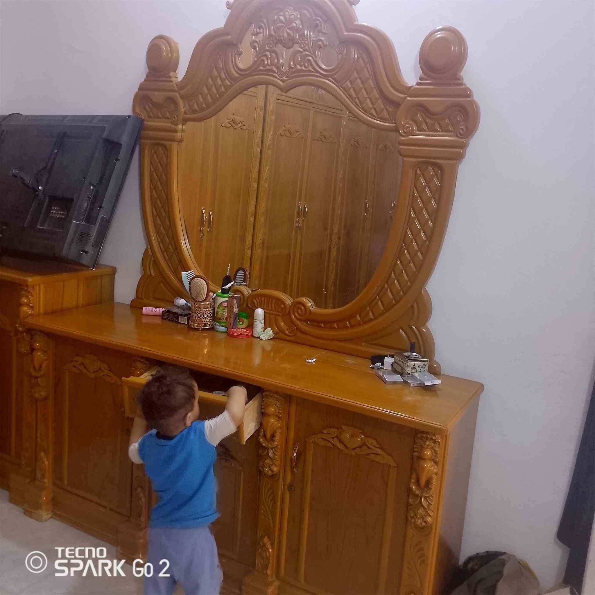 السلام عليكم غرفه نوم جديده كلش 1700 او بيه مجال بيع مستعجل نجف حي النداء ***********

