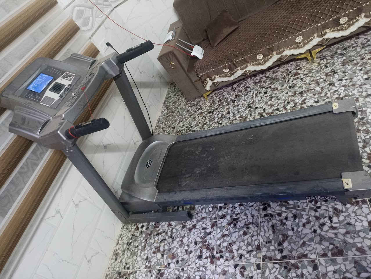 اسلام وعليكم جهاز رياضة جديد وضع شركة السعر 325بي مجال شي غليل اي ستفسار عل واتساب خاص مارد متواج د واتساب ***********
