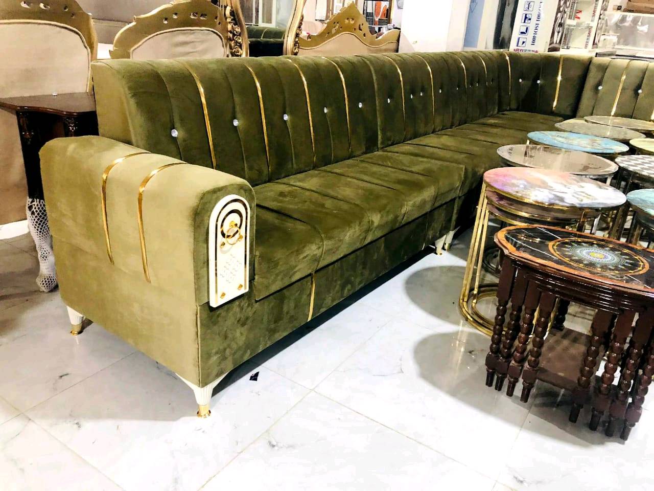 دواوين حسب الطلب سعر الديوان الواحد 400الف العنوان الحويجه رقم *********** متواجد واتس اب
هل السعر 400 ألف للديوان الواحد ثابت لو يختلف حسب المقاس والنوع؟ وإذا أكو دفعة مقدمة شكد تكون؟: 
نعم ثابت 