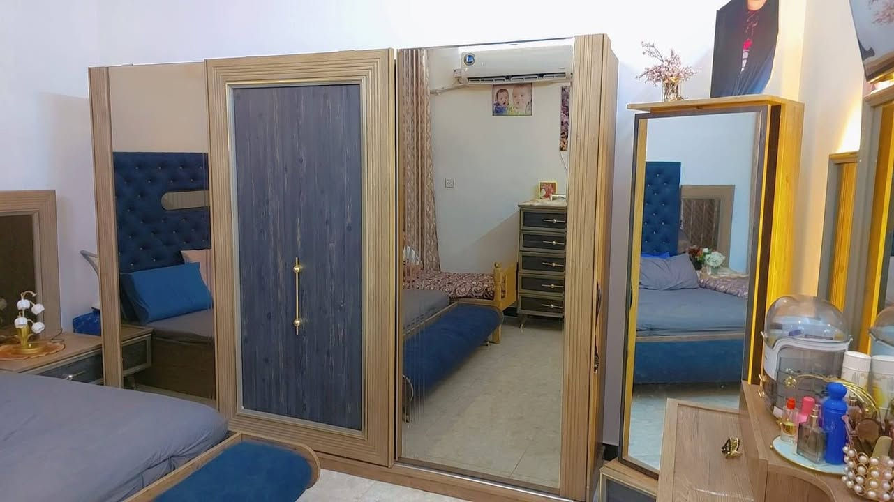 غرفه تركيه نظيفه جدا جدا السعر 600 الف فقط
للاستفسار ***********

