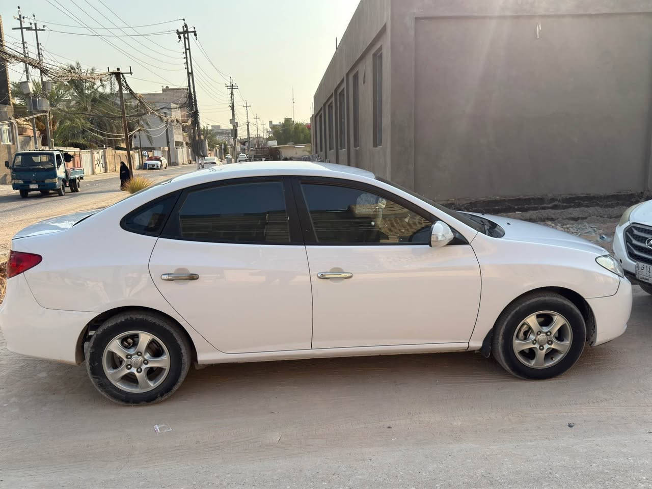 سلام عليكم 
النترا مديل ٢٠١١ خليجي السيارة جديدة كلش 
مكينه كير حدادية تبريد كله جديد عايزة دبل واحد 
بيها نص جاملغ امامي وقبق جنطة داخل للحوض شويه 
سنوية لل ٢٠٢٨ مداور ثاني يوم 
بالصور احلى من الحقيقه بعد 
مكان السيارة النجف الاشرف غير متواجد على الفيس رحم الله والدكيم 
*********** رقم صاحب السيارة النجف, العراق
