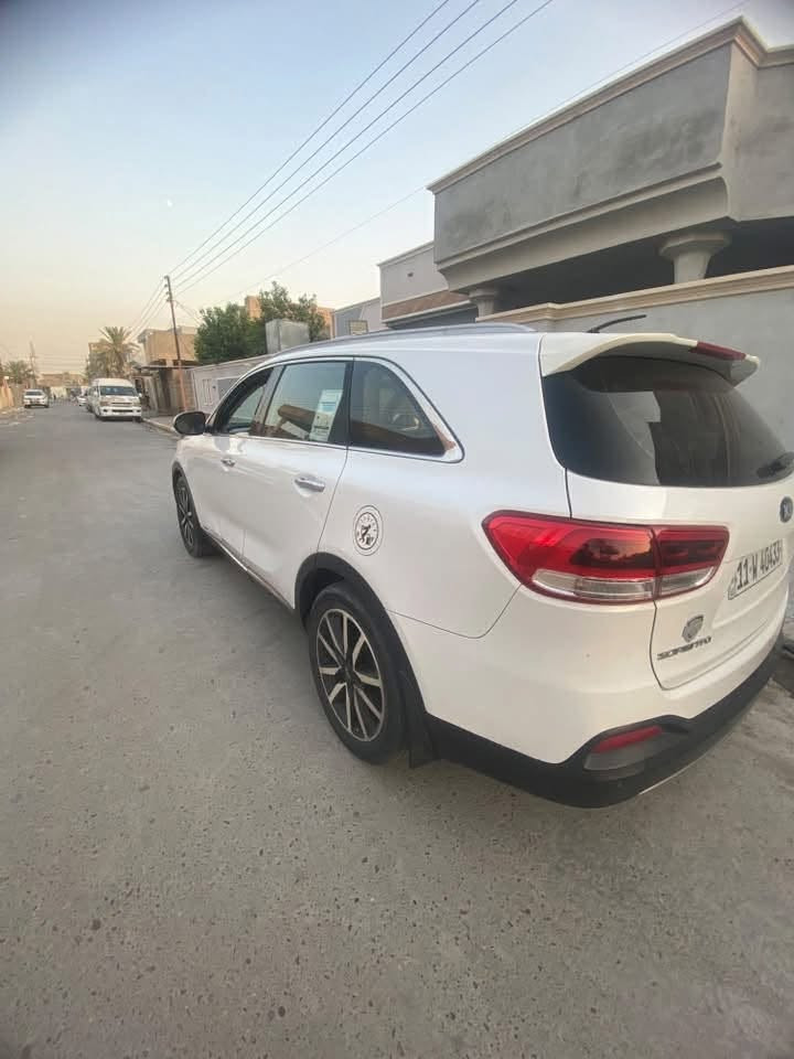 سلام عليكم سورنتو خليجي (كويتي) V6
السعر 163
موديل 2016 
فول مواصفات 1/1
مكينه وكير خير من اللّٰه
رقم بغداد انكلزيزي بسمي سنويه جديده
المواصفات
١- بنورامه
٢- بصمه تشغيل
٣ بصمه ابواب
٤- صندوق كهرباء
٥- رادارات اميامي خلفي جانبي
٦- هاندبريك بصمه
٧- بردات خلفيه داخل جلد
٨- مقاعد كهرباء + تدفئه تبريد بل مقاعد
٩-ثلاث وضعيات للقياده
١٠- تحكم ستيرن +اناره ترحيب عند الاقتراب
١١- كأمره خلفيه دواره +مري شفط
١٢-ثلاث قطع تبريد + تبريد بيانو منفصل
١٣- تركشن كونترول + مانع انحدار+اوتو هولد
١٣- تعبت كلش هواي بيها مواصفات متخلص
السياره بيها ٤ قطع صبغ بدون معجون جماليه بسبب
الخدوش فقط
مكاني بغداد كرخ
السياره خير من اللّٰه ابد ممفشلتني الحمدلله سبب البيع لغرض البناء
رقم الهاتف ***********
السعر 163 ماكو هيج سعر ابد
