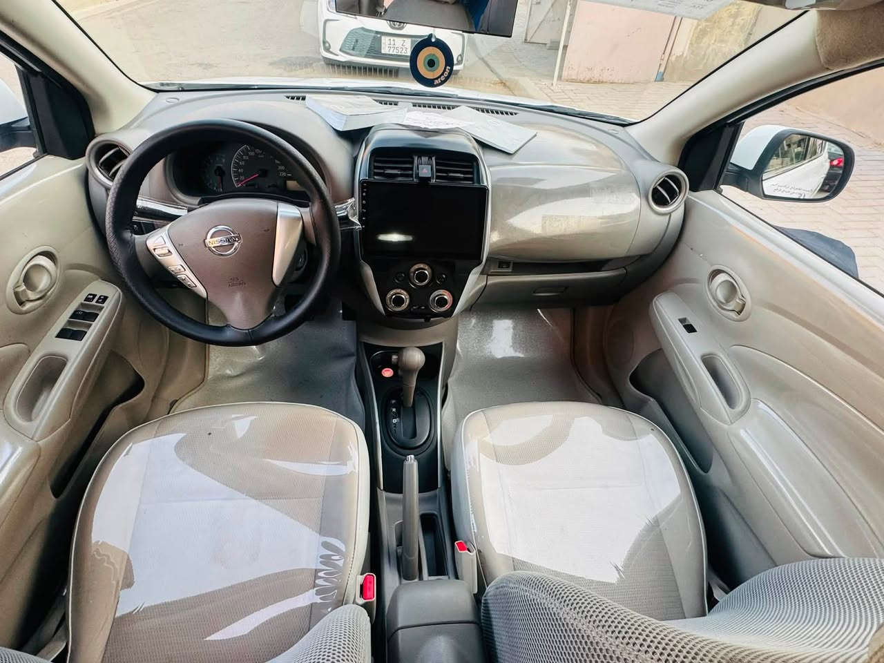 نيسان سني هندي بليته زرقاء (السياره فول )
✅السياره كفاله عامه من صبغ والتبديل 

✅موديل 24 هندي 
مستخدمه 40 

اربع جام كهرباء

قطعتين تبريد 

بلاجكتر بلادي وليس عمل 

السياره مدوشمه عام كشنات نحله

ارضيه جلد مع سفاري + صندوق

تخم تاير جديد 

السياره جاهزه بدون نقص 

االاستفسار : ***********

مكاني الزعفرانيه اربع شوارع
