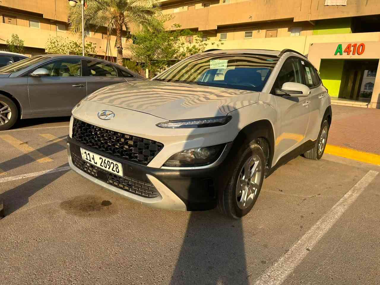 السلام عليكم
كونا 2023  واريد امريكي 

مكينه 2000 دوش المرغوب 

سياره فول مواصفات 

بصمه 

كرسي كهرباء 

اوتو بارك 

تحديد مسار 

نقطه عمياء 

شاشه كبيره كار بلي 

كامره خلفيه 

تدفئه بل كشنات 

نضام توقف ذاتي 

فوول تحكم استيرن 

فتحه سقف 

حساسات خلفيه 

سياره بيها تبديل بنيد فقط قطعه واحده وبيها 

وبيها بارد بنهايه الجاملغ 

موقع بغداد 

سونر مرفق ب منشور

سعر  ١١٨ وبيها مجال بسيط 

*********** 

احمد
