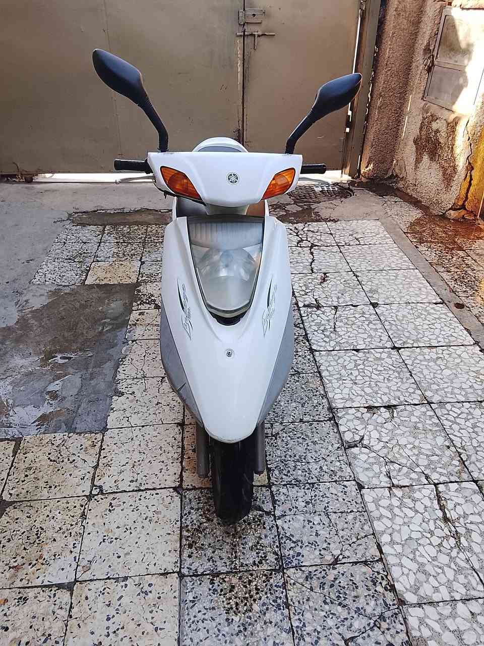 السلام عليكم دراجة فريز  لبيع ب 650 وبيها مجال 
المكان بغداد الجديدة الاتصال ع الرقم ***********
