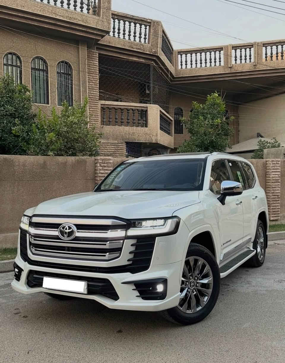 لاندكروزر 2024 VX ليمتد
واحدة من أنظف سيارات اللاندكروزر، على يد صاحبها من الزيرو، وحالتها على وضع الوكالة.

المواصفات:

- موديل 2024

- فئة VX ليمتد أصلية

- فل مواصفات

- محرك V6 سعة 4.0 لتر تنفس طبيعي

- ممشى 15 ألف كم فقط

- مرقم بغداد وباسمي

- ما زالت على وضع الفابلون والوكالة

- السيارة مكفولة وعلى وضع وكالة

- حتى الهوك ما مشدود

- عدة وكتلوكات وسماعات وأرضيات وملحقات كاملة وغير مستخدمة

- دفتر من شركة ساز

- تبديل زيت فقط بشركة   بنزين محسن

التجهيزات والمواصفات:

- دفع رباعي

- رادار أمامي وخلفي

- نظام منع التصادم الأمامي

- مراقبة النقطة العمياء بالمرايا

- مرايا قلاب كهربائية

- لايت أمامي ثلاث عدسات، يصعد وينزل

- ولد بشباك بلاد أصلي

- 4 كاميرات محيطية 360 درجة

- حساسات أمامية وخلفية

- كراسي أمامية وخلفية كهربائية

- مقاعد تدفئة وتبريد

- ذاكرة مقعد السائق

- شاشة أصلية كبيرة

- شاشات خلفية أصلية مع تطبيق

- سماعات JBL

- صاج

- ثلاجة

- مودات قيادة

- شاحن لاسلكي

- تشغيل عن بعد

- نظام ترحيب

- صندوق خلفي كهربائي

- 7 مقاعد

- كراسي الصف الثالث كهربائية

- سبايدر خلفي

- شمعة خلفية

- مرايا داخلية تعتيم أوتوماتيكي

- 5 بصمات ودخول ذكي

- تشغيل بصمة

- سايد بريك بصمة

- أوتو هولد

- Apple CarPlay

- تبريد خلفي مع تحكم مناخي

- إنارة داخلية ومحيطية

- عتبات أبواب أمامية وخلفية مضيئة

- نظام إلغاء الضوضاء

- نظام تعليق هوائي

- فرامل وقوف ذاتية

- تحذير مغادرة المسار

- حساس مطر

- مواصفات وتجهيزات عديدة أخرى

السيارة معتنى بها بشكل ممتاز وحالتها قريبة جداً من الزيرو.

الموقع: بغداد، الكرخ، شهداء السيدية

الفحص مفتوح للجاد، والسيارة تفحص بأي مكان يختاره المشتري.

رقم صاحب السيارة: ***********

السعر 🟩745ورقة
