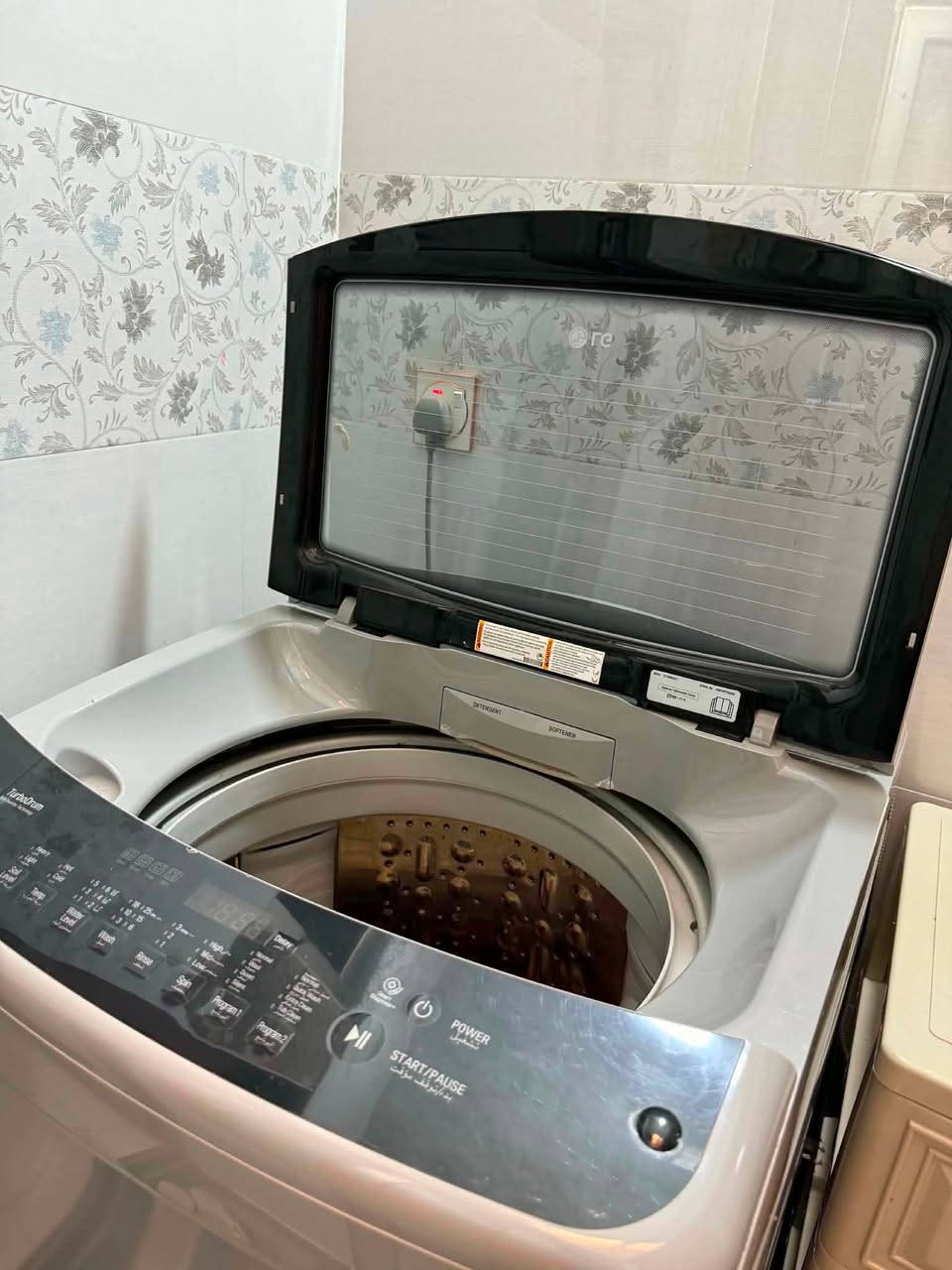 نوع LG
17 كيلو 
السعر 500 الف دينار بيها مجال 
النظافه 100 ‎%‎
***********
أربيل
