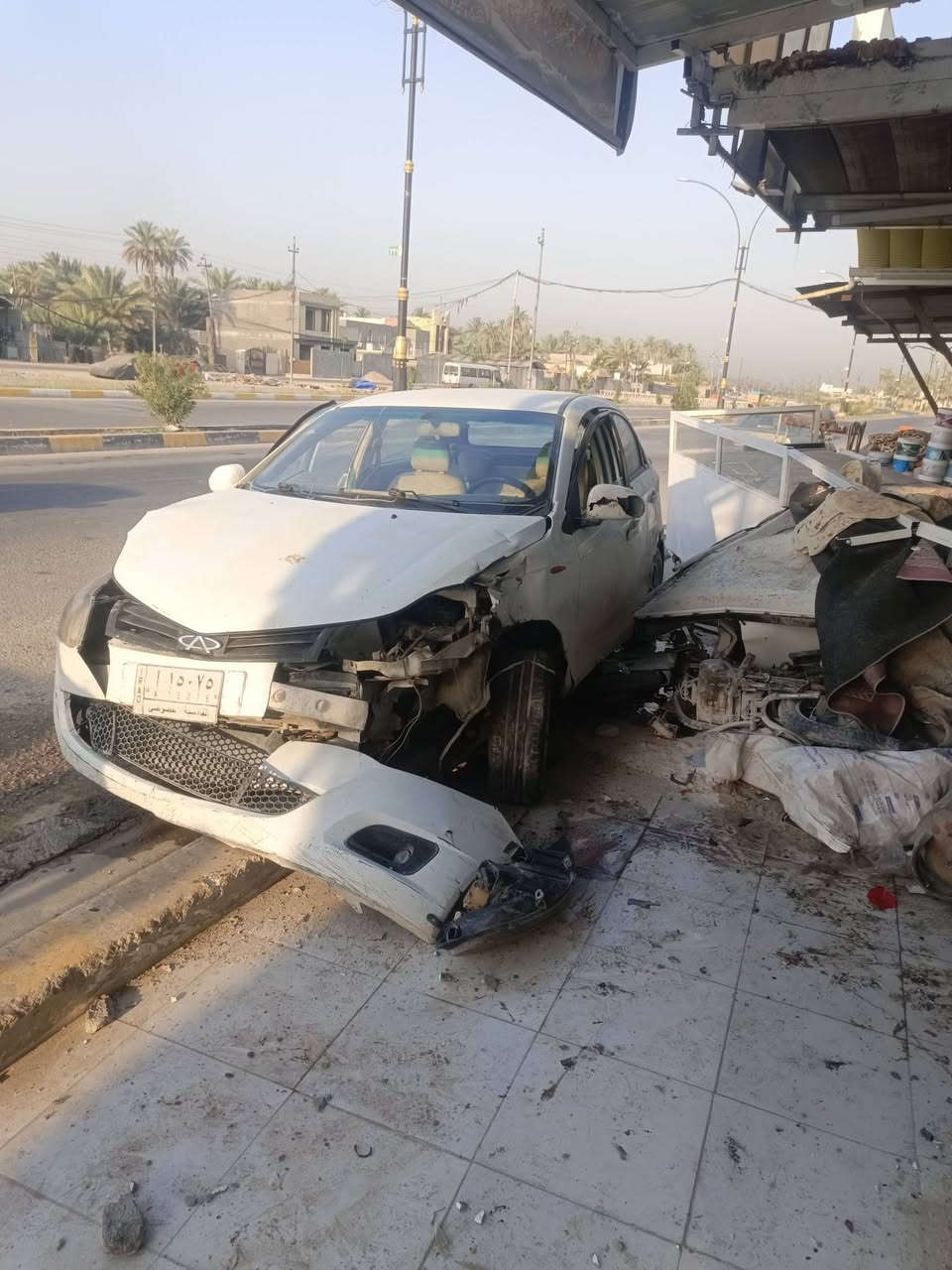 سلام عليكم شيري فلاوين تعرضت لحادث و تباع على حادثهة رقم للاستفسار *********** سعر عشر وراق
