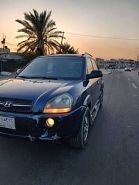 توسان ٢٠٠٦ وارد امريكي بيهه جاملغ وبنيد بدون داخل حجم مكينه ٢٠٠٠ دوش م...