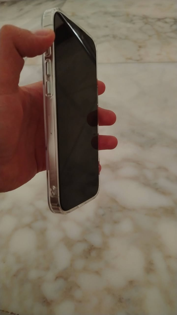 ايفون16 برو ماكس
جهاز بطاريه ١٠٠
مشحون ٢٠٠ مره فقط 
وتر برڤ شرررط وين ميعجبك تفحص
شرق اوسط ماستر 
فقط بي نقاط صغيره ممأثرات ع اللمس والشاشه 
مكان الجهاز ديوانيه 
السعر 
*********** 
واتساب
