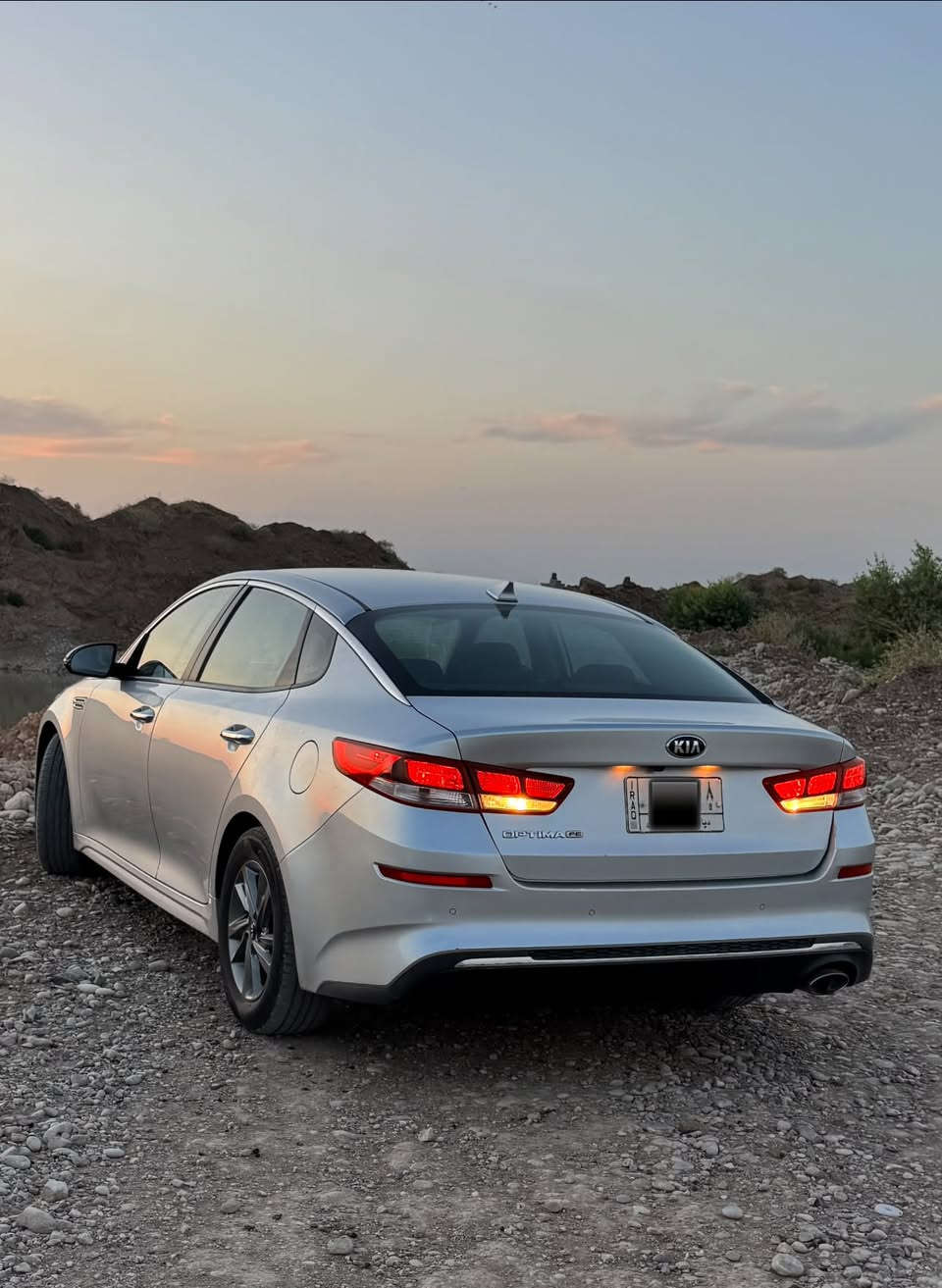 السلام عليكم للبيع

‏KIA OPTIMA 2019

المواصفات fe

‏2400GDI

وارد امريكي حادث (  مثل ماموضح بالصور باب ومبدل بلادي نفس اللون مطابق وصبغ حافة الباب جداً قليل بدون ايرباك 
مواصفات الfe معروفة )

كير محرك (مكفول)

حدادية(بحالة جيدة جداً)

📍اشاره بلمري

📍رادار امامي

📍نقطه عمياء

📍شاشه عطلات

📍حساسات خلفيه 

📍شاشه كبيره

📍كاميرا دواره

📍تحكم ستيرن 

📍مانع انزلاق

📍تحديد مسار

📍مثبت سرعه

📍3 انظمه قياده عادي سبورت ايكو

📍كير اوتو وعادي
‎📍تنبيه قبل الاصطدام

📍المسافه المقطوعه120 الف ميل للعلم السيارة ماشية بانريكا 75 الف مايل 

📍رقم ديالى مشروع وطني  باسمي تحويل مباشر 

السياره جديدة واستخدام شخصي 
بانزين فقط محسن وسوبر

***********
