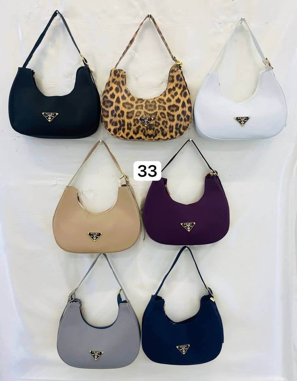 أنواع الموديلات داخل القناة ✨👜
https://t.me/bagswoman7

💖 سعر الدرزن يبدأ من 33 ألف.

للحجز 

***********
