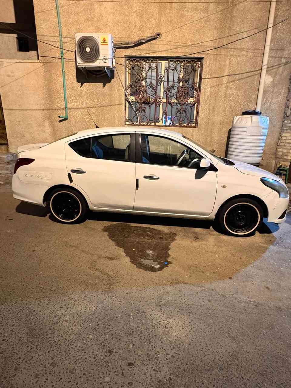 🚗 نيسان صني 2022 للبيع 🚗
 الموديل: 2022  سعر 95ورقه
 الرقم: أربيل (باسم شركة قمر أربيل - الشركة موجودة ومكفولة،  
سنويه جديده لحد 2029
 المسافة المقطوعة: 78 ألف كم فقط بيهه
 ضربة بالجاملغ الخلفي (قد شبر تعديل حار).
 ضربة جوة بالباب (تعديل بارد).
 السيارة جاهزة بالكامل وما تحتاج أي مصاريف.
المكانيك والصيانة الحديثة:
 محرك وكير وتبريد فول وبشرط الفحص.
 تخم تاير جديد 
 دسكات جديدة
عبوه جديدة  
لايتات زنون مفوله
مكان سياره البصره قديمه السيمر كبال محكمه قديمه رجائن اقره تفاصيل قبل لاتتصل ***********📞.
