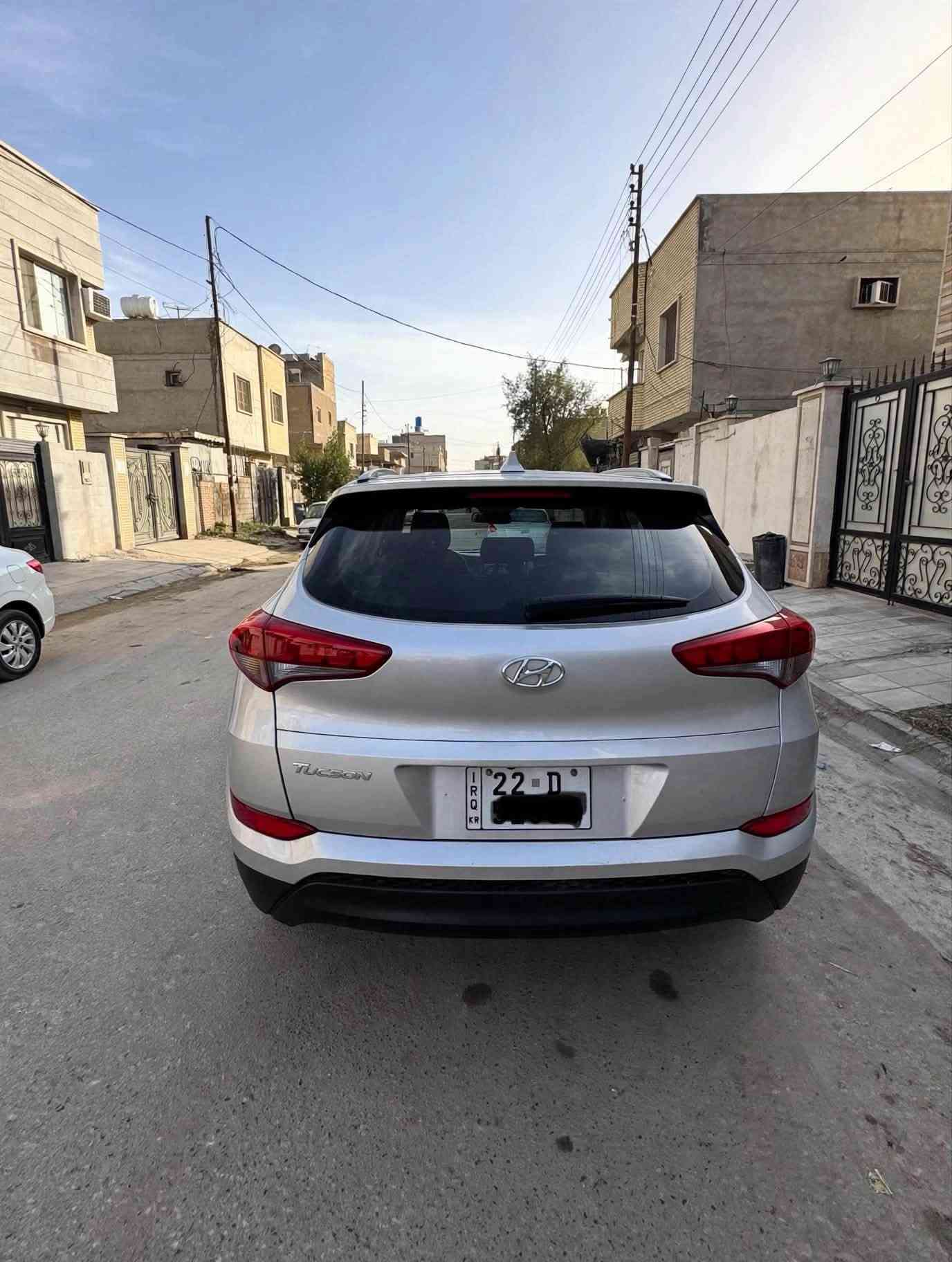 السلام عليكم
توسان  موديل 2018 رقم اربيل
محرك 2000وارد امريكي 
السعر.  (122) ورقه وبيها مجال 
حادث جاملغ وبنيد موضح بصور امريكه وسونر راديترات بلاديه  مواصله بيه طخه   بسيطه بالباب بعدها ممعدله
مكان السياره بغداد السيديه 
***********
