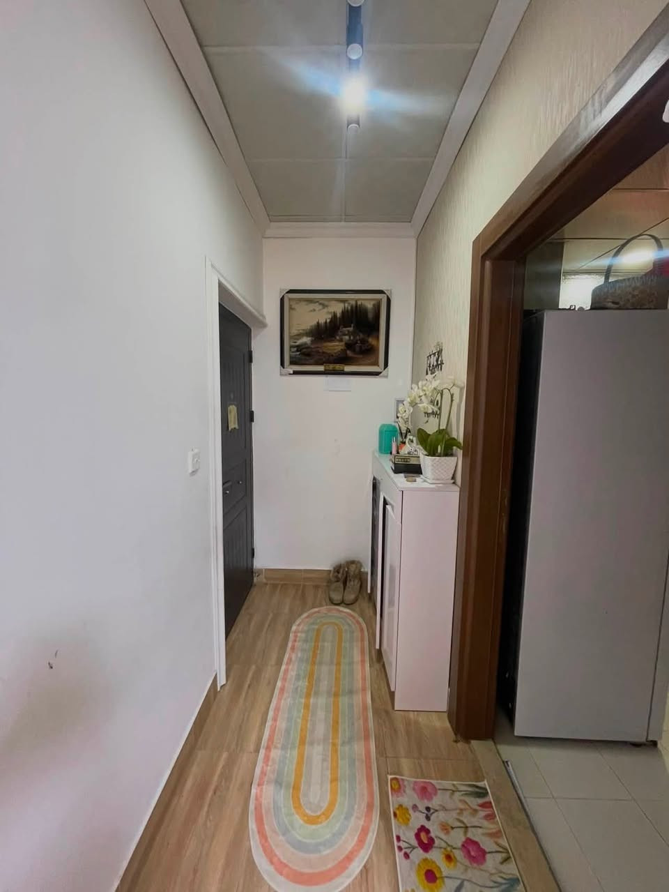 🏠 شقة للبيع في مجمع الزهور السكني – بغداد / سريع محمد القاسم
🏢 عمارة D7  شقة 27
📐 المساحة: 80 متر
💸 واصل قسط 7 سنوات
سعر البيع: 45 مليون 
📞 للاتصال:
*********** / اتصال + واتساب
