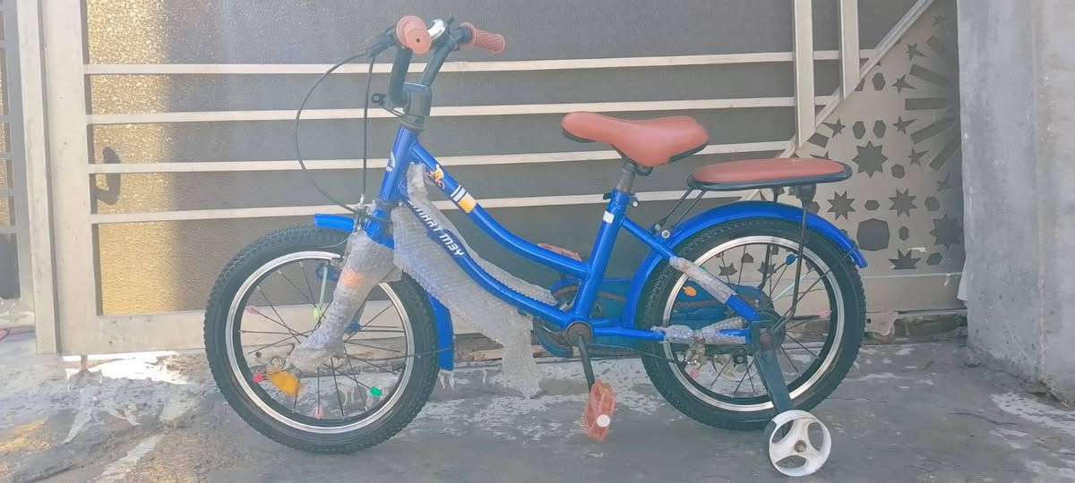 🤝سلام عليكم 
🔵بايسكل جديد  صغير للبيع
🔵سعره 50 الف وبي مجال حك الجيه
🔵مكانه صقلاويه قرب جامع الكيلاني

👈رقم الهاتف ..
***********
ملاحظه/ مكلف بالنشر غير متواجد ع الفيس بوك
