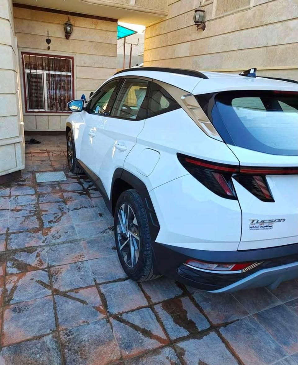 توسان خليجي موديل 2023 للبيع
السيارة ماشية 62 سيارة مكفولة
من الصبغ والحادث عدا ثنين بارد
موضح بالصور سيارة فول ما عدا
البانوراما
المواصفات :-
بصمة
تشغيل عن بعد
ثنين كشن كهرباء
سايد بريك دكمة
ثلاث انضمة قيادة
قطعتين تبريد
بردة خلفية
مانع تزحلق 
صعود منحدرات
اوتو هولد 
اشاير بالمري
كاميرا خلفية دوارة
شاشة حجم كبير
شحن لاسلكي
عنوان :- بغداد 
السعر 188
للتواصل ***********
