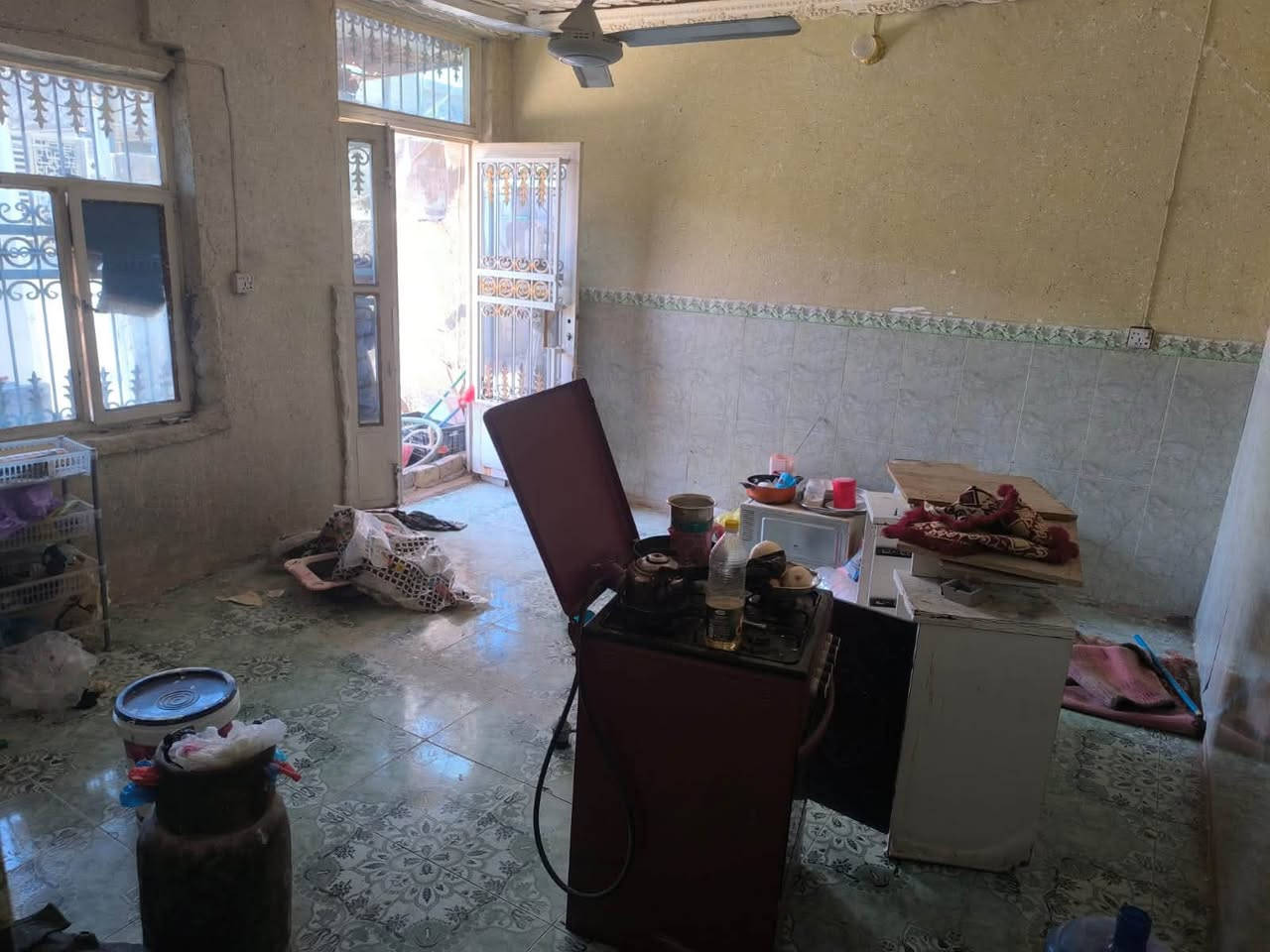 سلام عليكم 
مكتب ( عــقـ🏦ــارات ارض بابل) 
🏫 مشتمل للايجار
يتكون من غرفه وصاله وهول ومطبخ ومجمع صحيات
💸 قيمه الايجار 225
🌏 عنوان ( شارع 80 طريق نجف/ قرب مدرسه الرحمن)
***********…📞
واتساب ***********
