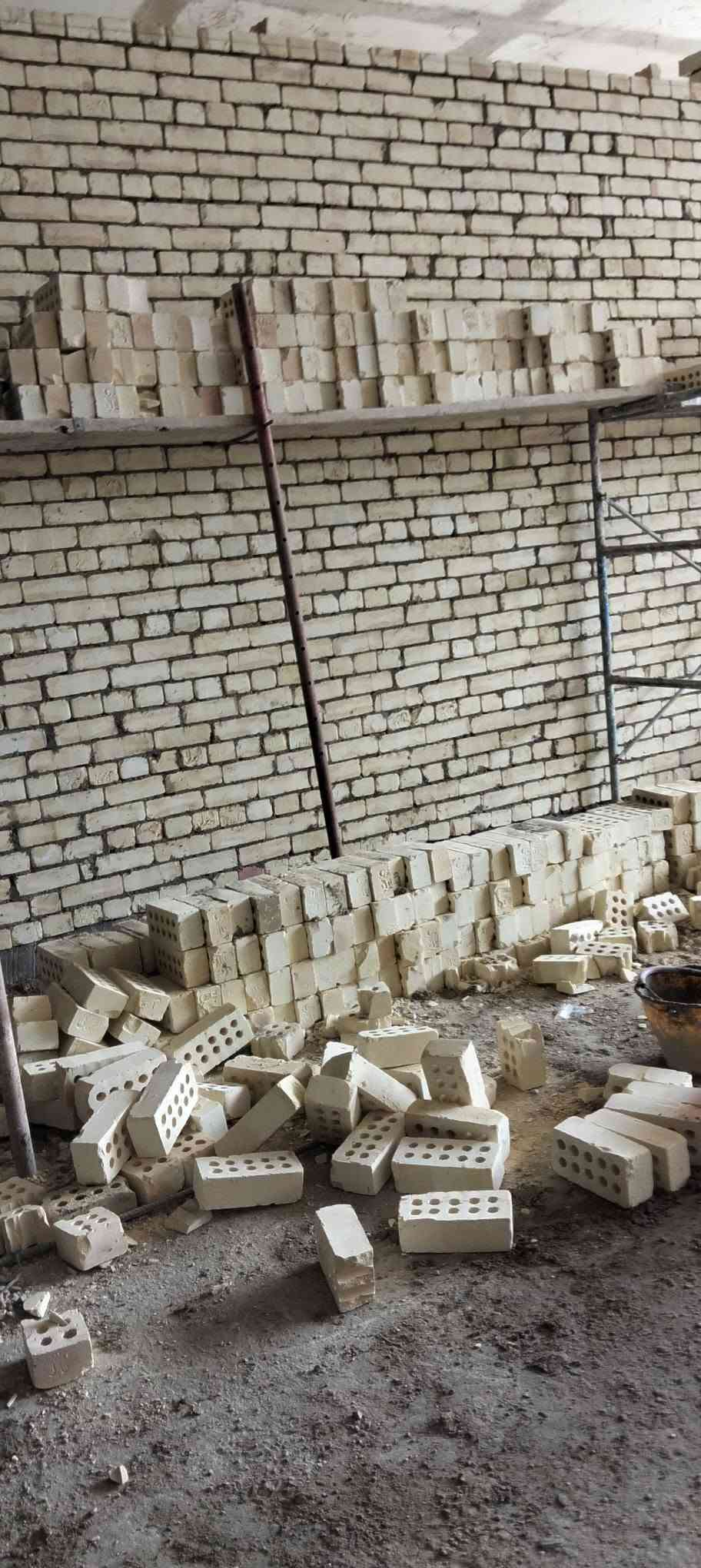خلفه بناء مصري شغل درجه اولى استلام مهندس واسعار مناسبه والتزام بالمواعيد اشتغل ع الدبل والقطعي وكل شيء ***********
