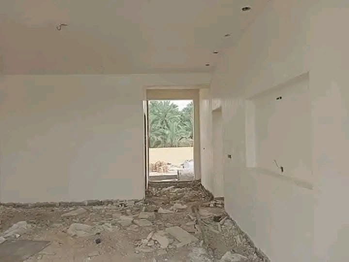 السلام عليكم لباخ متفرغ بليوميه مكطوعه عل متر جص بورك واجهات داخل السماوه ***********
