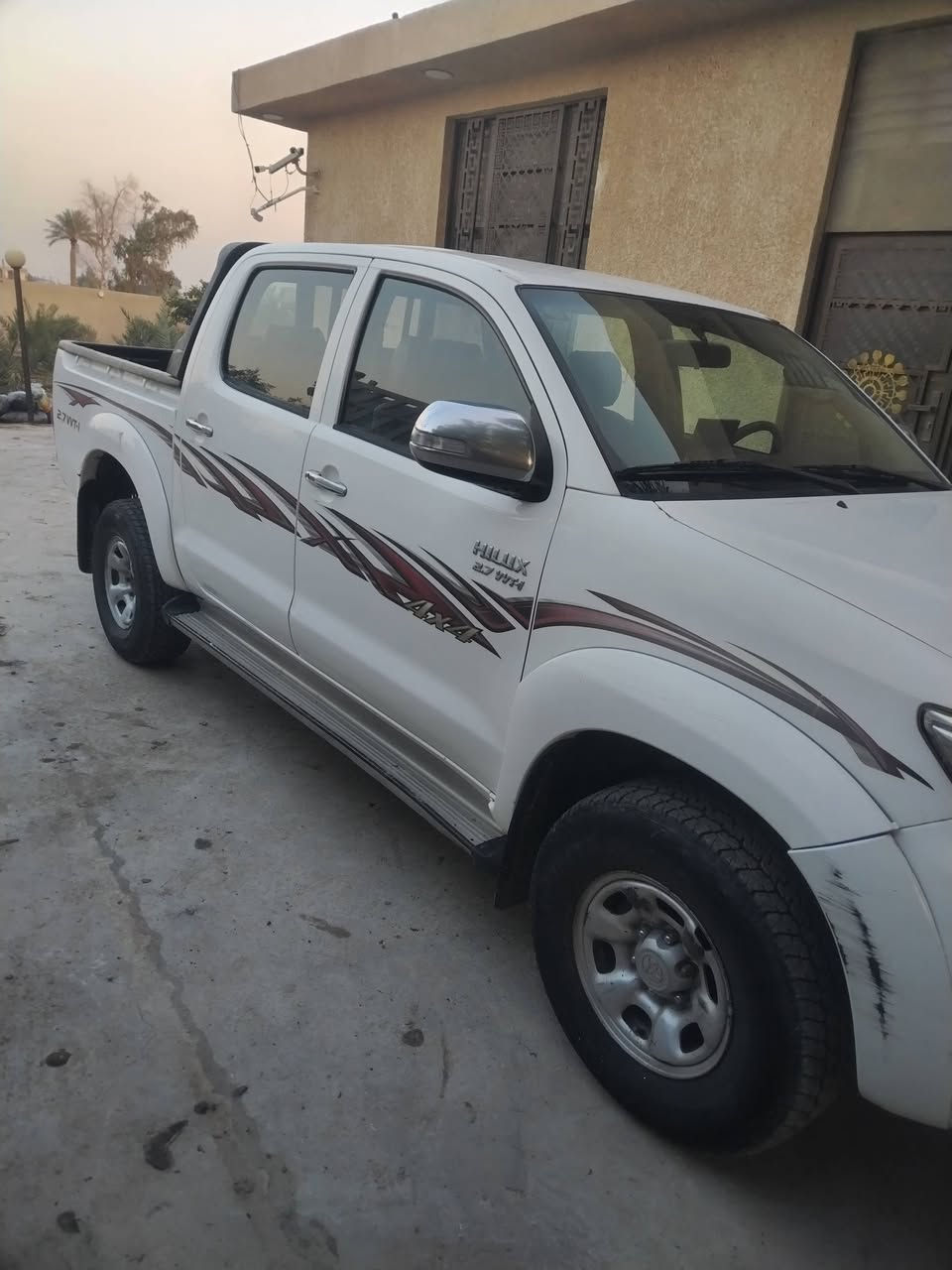 السلام عليكم سياره البيع او مراوس حسب الطلب رقم انكليزي بسمي بيه قمار مكصوص ومعمره السعر ١٥٠ بيها مجال بغداد جسر ديالى الجديد الكرغوليه ***********
