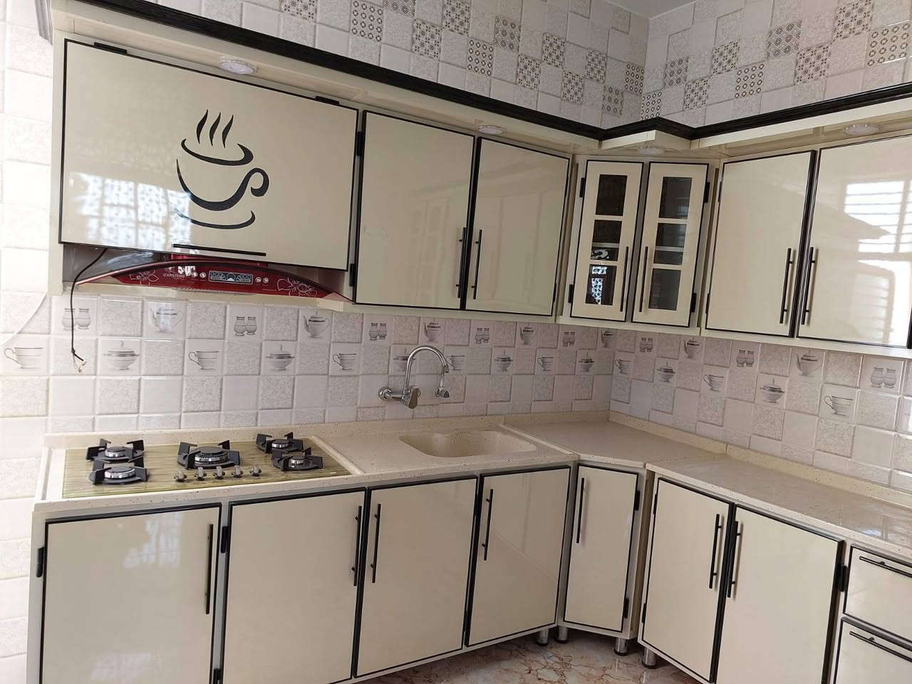 مطابخ ألمنيوم • صيانة مطابخ • أبواب وشبابيك