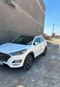 توسان خليجي ٢٠٢٠ كامل مواصفات رقم بغداد المسافه المقطوعه ٦٥ الف كيلو ج...