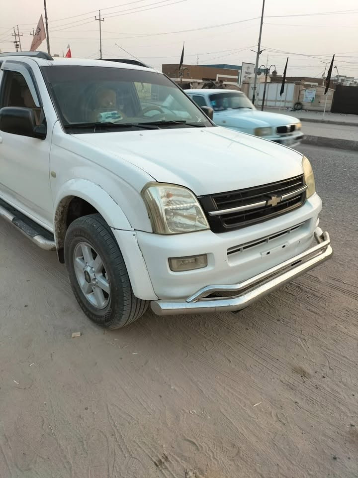 بيك اب شوفرليت لوف 2005مال مزاد للبيع مكفوله من الضربة   محرك محور في في تي نظيف هو الگير  كهربائيات شغالة تبريد شغال حدادة ودواخل نظيفات تخم تاير بيها كتاب مزاد معا ملتها باقيه على دفع الكمرك  السعر 55  مكان السياره ناصريه سوق الشيوخ ***********
