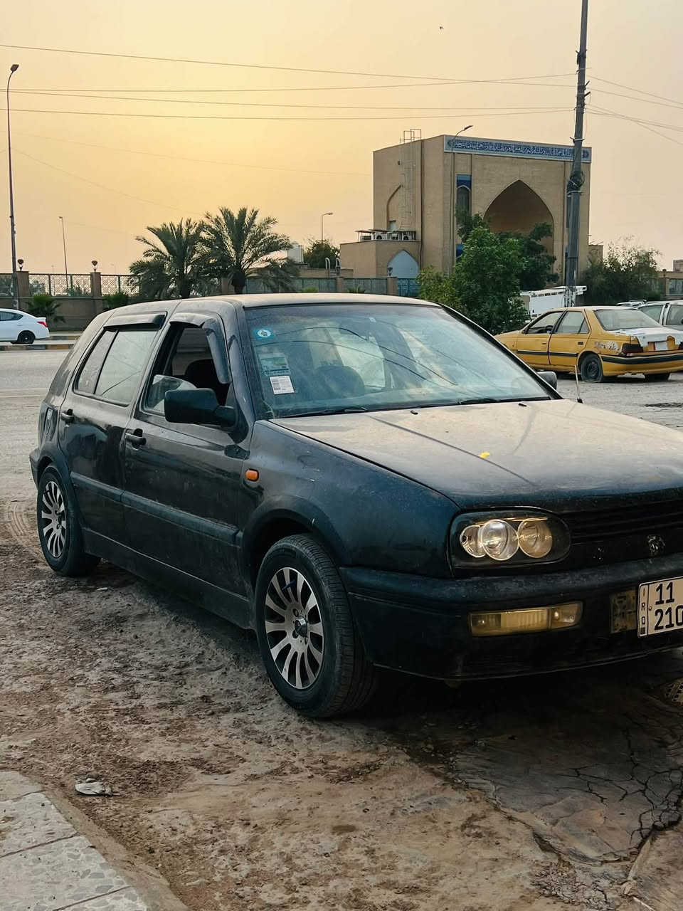 كولف ٩٢ • محرك ٢٠٠٠ • رقم بغداد