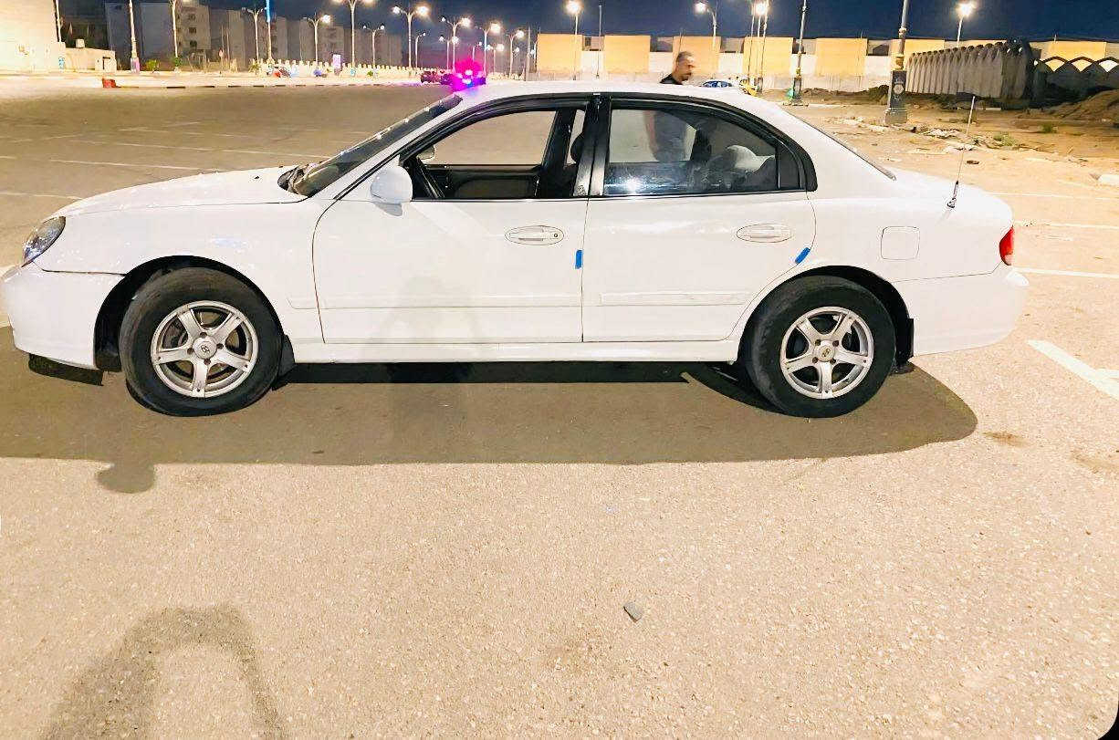 سونتا وفود 2005 مكفوله من الصبغ والضربه السعر 63 وبيه مجال بصيط مكان السياره كربلاء ***********
