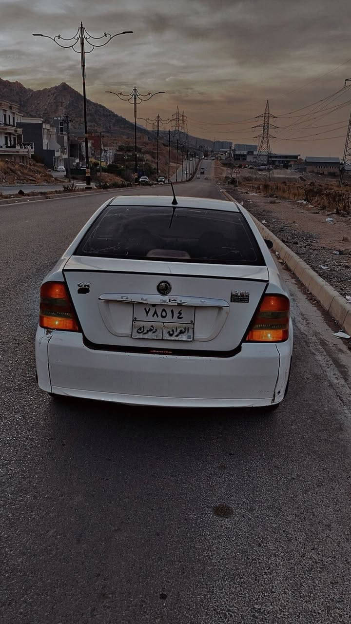 جيلي بووفروتني موديل 2013كئر عادي تبريد جام كاره باي مكينه 16 خورمه 300هزار كئر مكينه تبريد برين قولبين خورامه تحويل شه رت *********** دهوك, العراق
