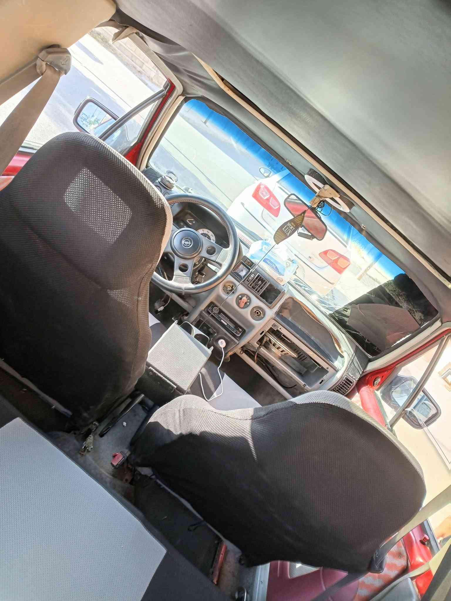 اوبل كورسا موديل 91
سياره سويت عليها ادامه قبل كم يوم وجاهزه للبيع ✅
درايم شفتات جديد ✅
دبلات امامي خلفي جديد✅
صدر امامي خلفي شرط ✅
كهربائيات شرط ✅ بك لايتات اشاير خلاط رباعي 
سستم سماعات + مضخم ✅
طخم بلكات طخم واير بلكات فيتم كله جديد
كير شرط مكينه بداية صرف كل 10 ايام تنقص لتر دهن
كاربريتر بانزين قطاره 4 بستم 
معدل طالع بيها 170 
راعيها موجود شرط تحويل 
13 ورقه قفل لا تخابرني وتتعامل 
سياره جاهزه اسويلك مكاتبه وتتعامل بعدين مع راعيها
موقع السياره حمدانيه 
***********
السعر قفل 13 بسعر دراجه
