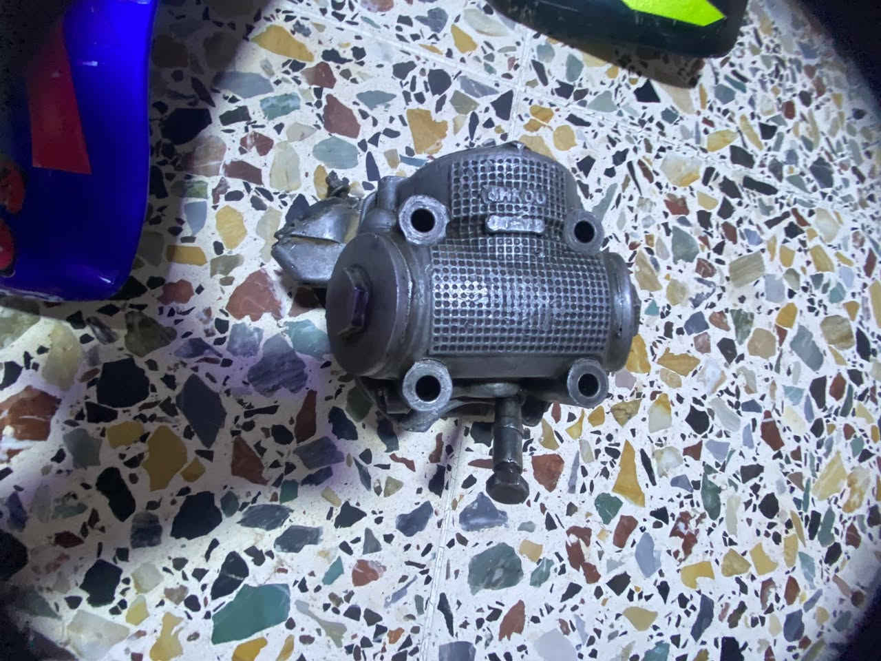 تفصيخ • ماكس • ايراني