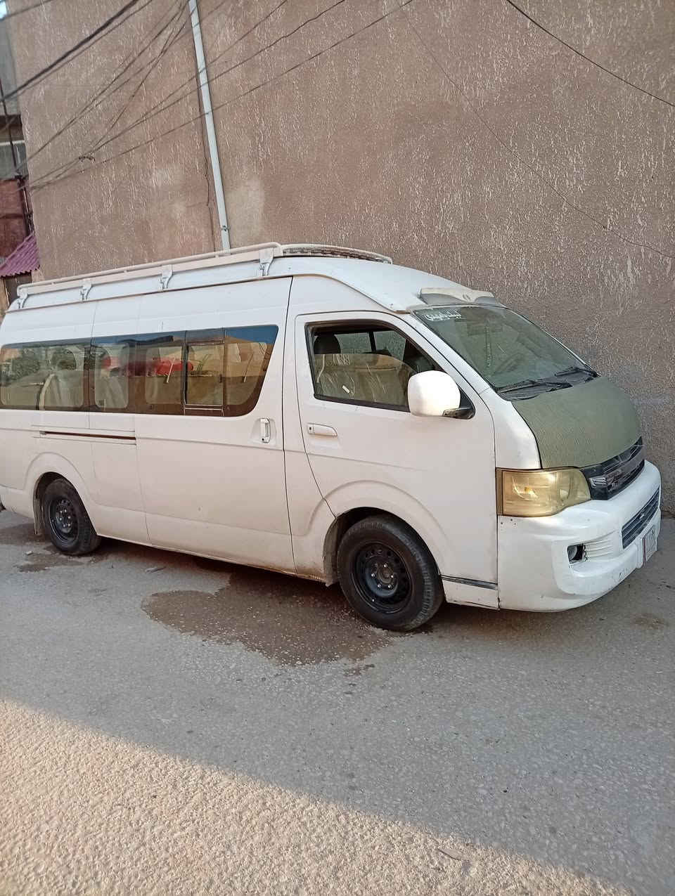 جمبي عالي موديل ٢٠١٢ رقم كربلاء دوشمة كاملة وجديده بيه طخه باب السايق ومصبوغة حزام
للتواصل ***********
